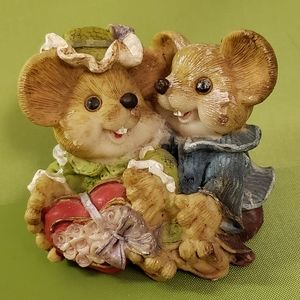Resin Figurine Mouse Couple - Valentines